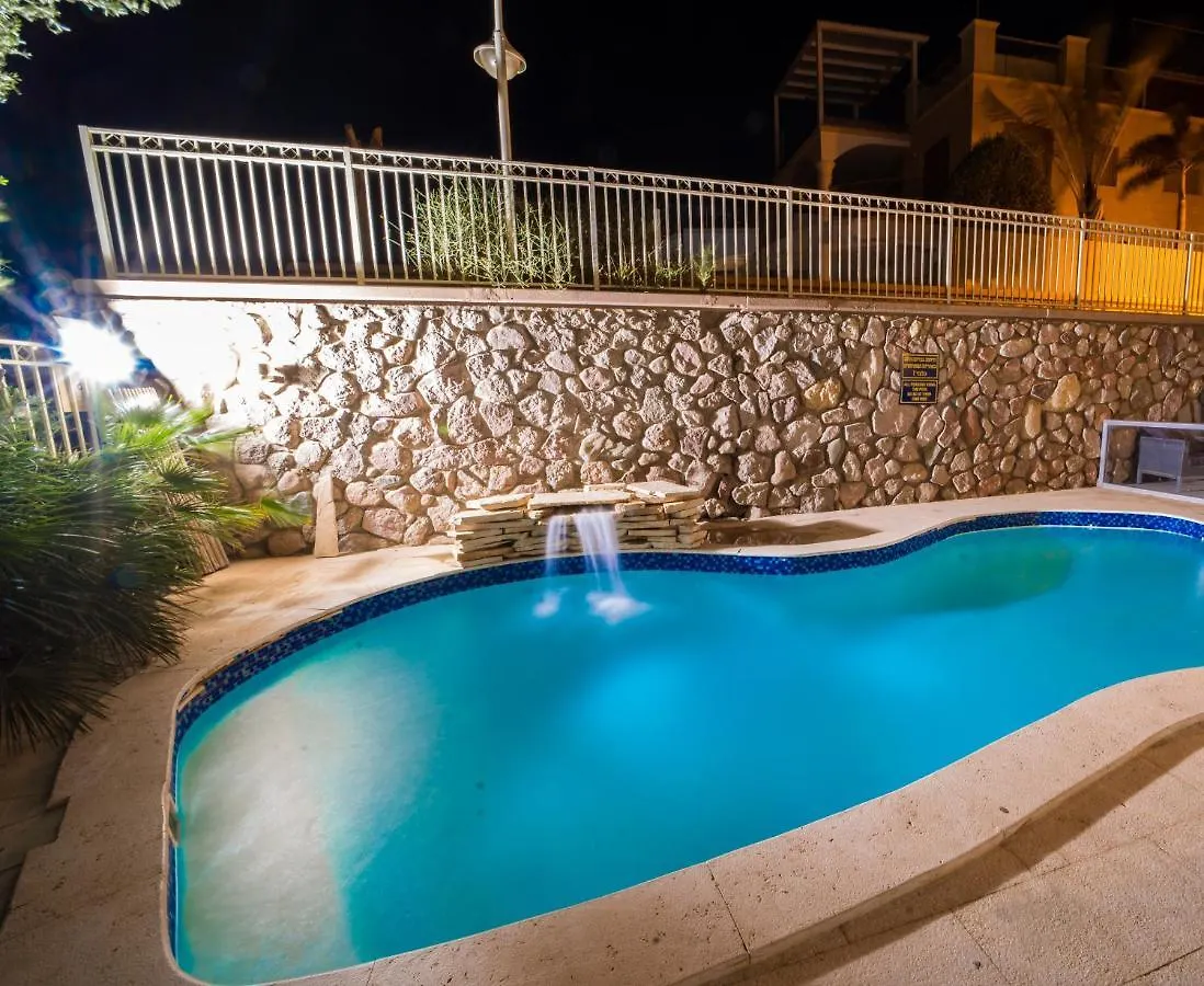 דירות אילת Yalarent Oasis Garden With Private Pool 0*,
