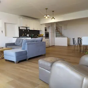 Dekel-city Center And Sea View -new Listing דירה